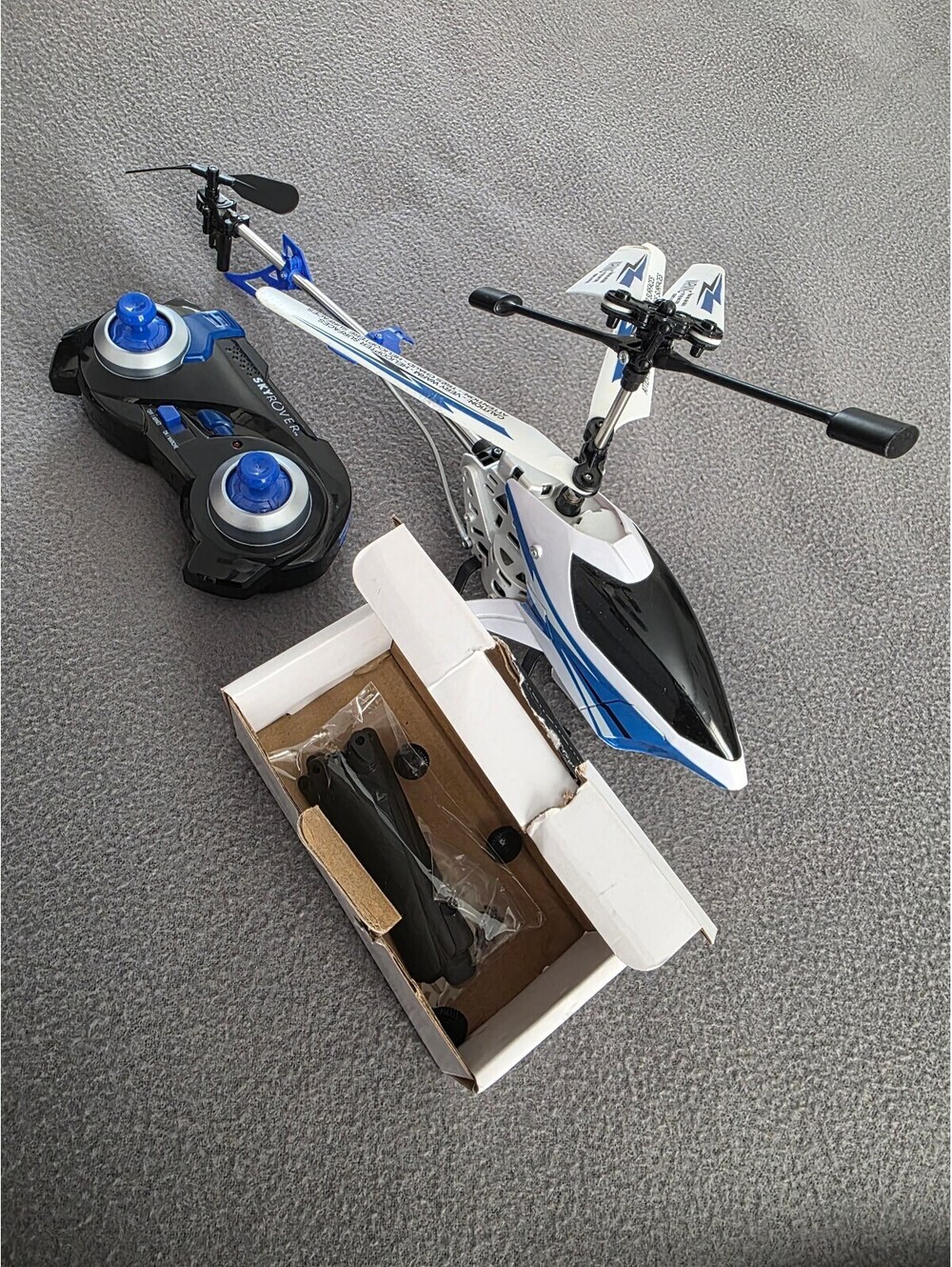 Sky Rover RC Remote Control Helicopter Blue White